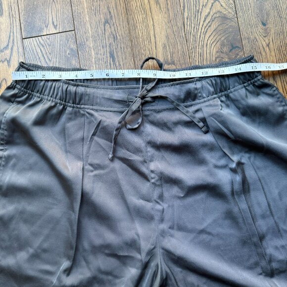 Uniqlo Women's Satin Drape Jogger Pants Gray Large Relaxed Casual Minmalist EUC - Picture 9 of 9